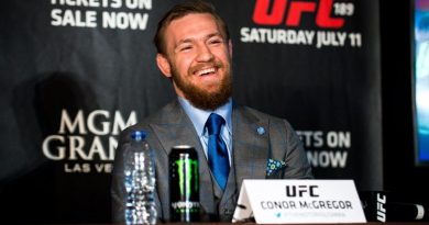 Conor McGregor cuelga guantes MMA